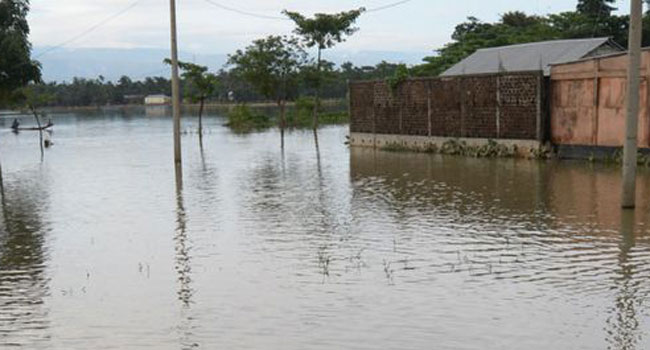 ৬ জেলার নিম্নাঞ্চলে বন্যা অবনতির শঙ্কা